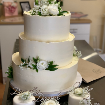 HUGYEDCZ TÍMEA ÉS KLÁNYI ÁDÁM