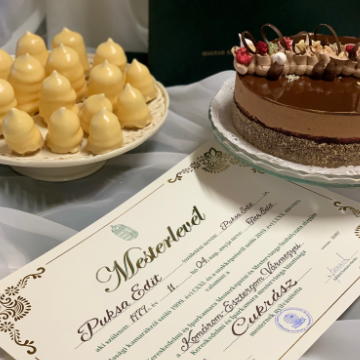 KEMÉNY ZSUZSA<BR>Mestercukrász, Kézműves Cukrászatért Alapítvány Kuratóriumának elnöke